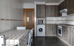Alojamiento entero, piso 3 habitaciones,5 personas